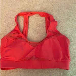 sports bra